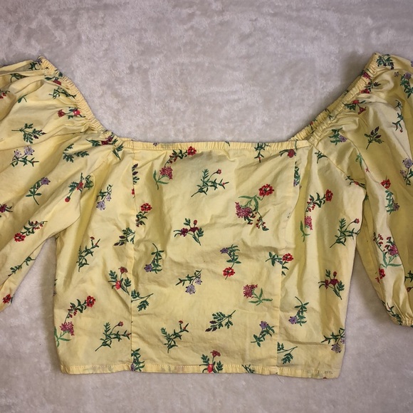 Yellow Floral Puff Sleeves Crop Top Blouse - Picture 2 of 4